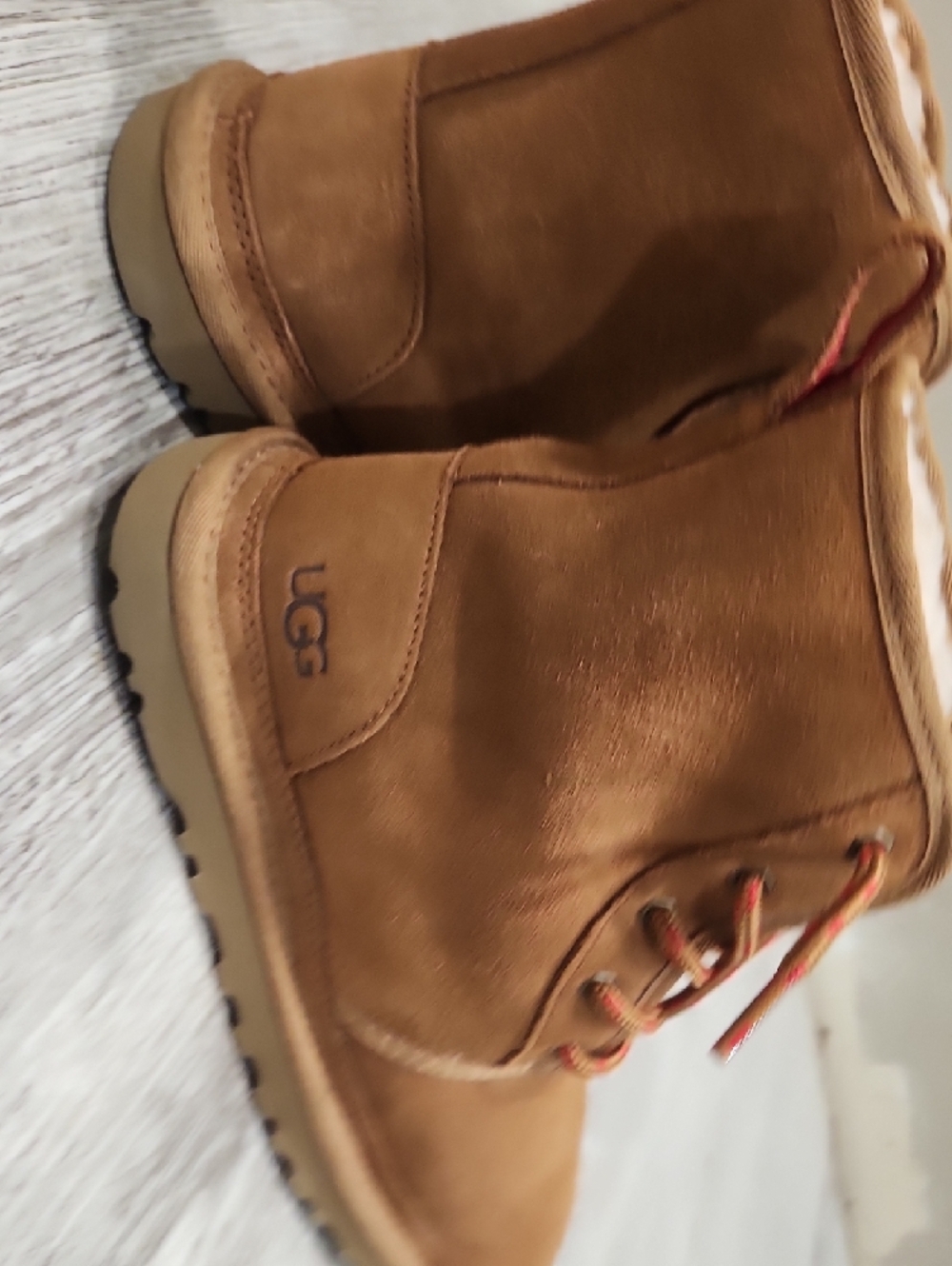 UGG Chestnut Suede Shearling-Lined Lace-Up Men’s Boots - Picture 5 of 7